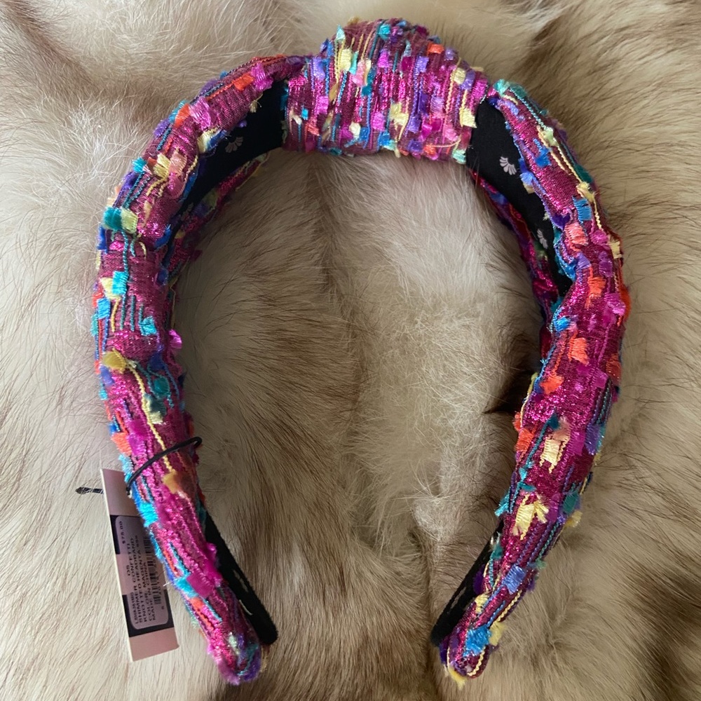 Beautiful head band ♥️